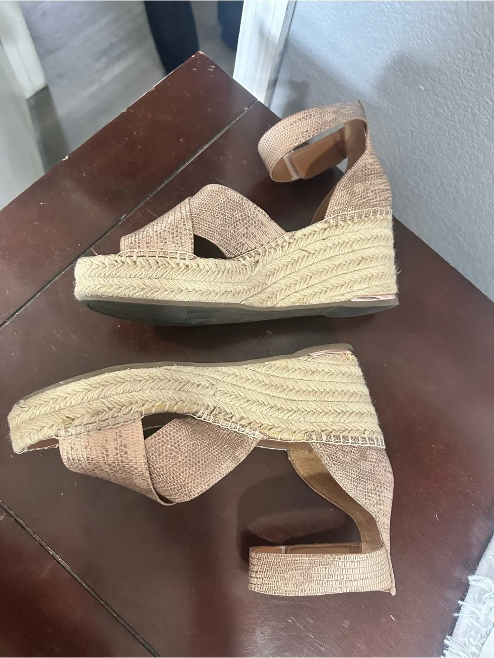 Franco Sarto Womens Metallic Bronze Espadrille Wedge Sandals with Ankle Strap